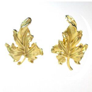 Vtg Gold Tone Fall Leaf Clip On Earrings Leaves Autumn Nature Figural Trees